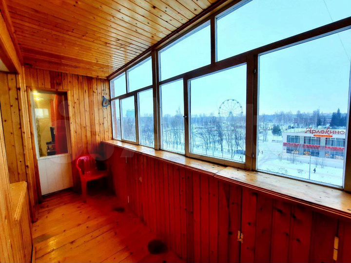 2-к. квартира, 80 м², 6/10 эт.