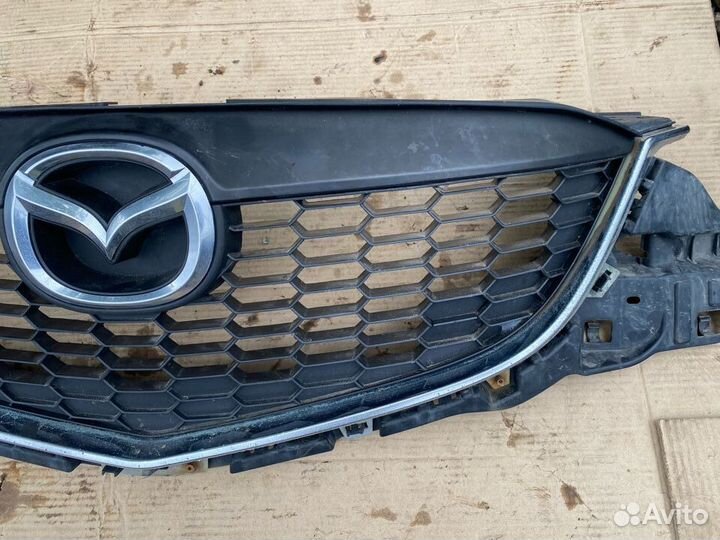 Решетка радиатора Mazda CX-5 KE