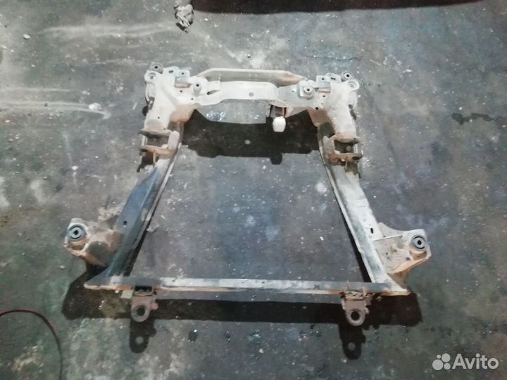 Балка подмоторная (подрамник) форд мондео 3