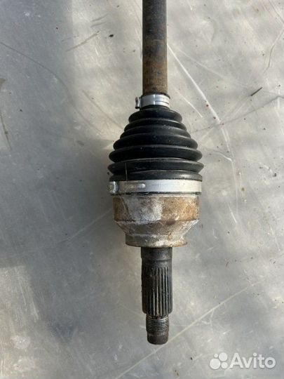 Привод передний правый Mazda 3 BK 1.6