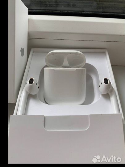 Airpods 1