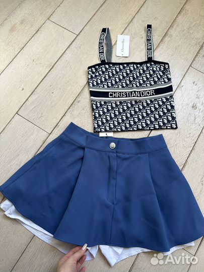 Костюм синий, топ и юбка шорты