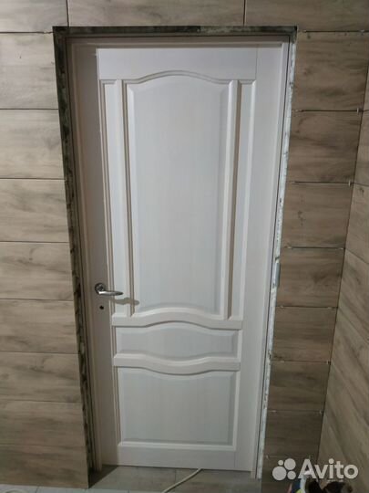 Двери межкомнатные массив