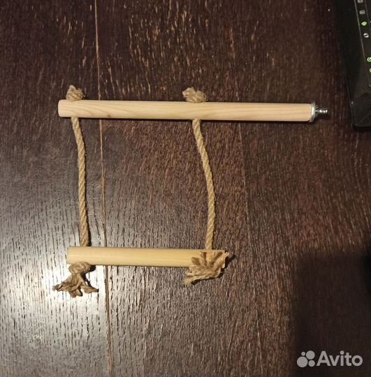 Качеля для попугая