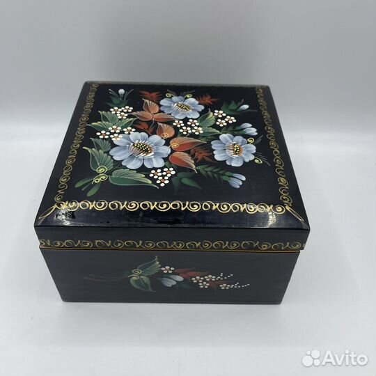 Старинная деревянная шкатулка СССР (Сзр)