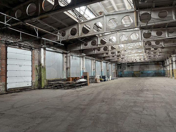 Производство, 2700 м²