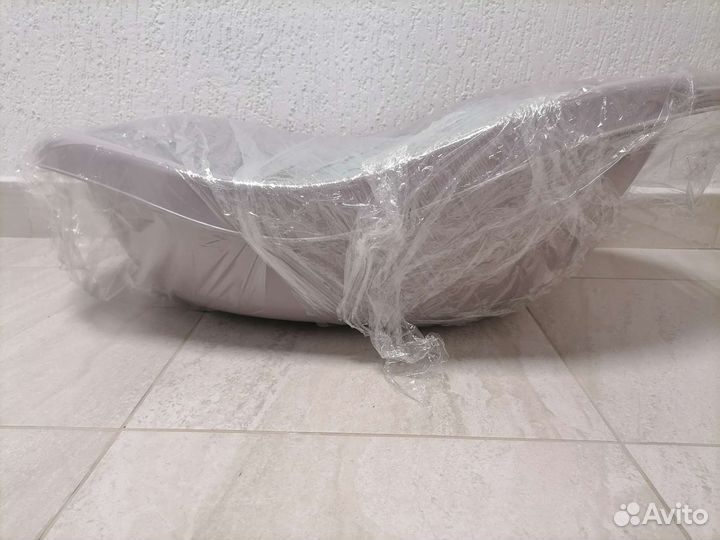 Ванночка для купания с горкой и термометром