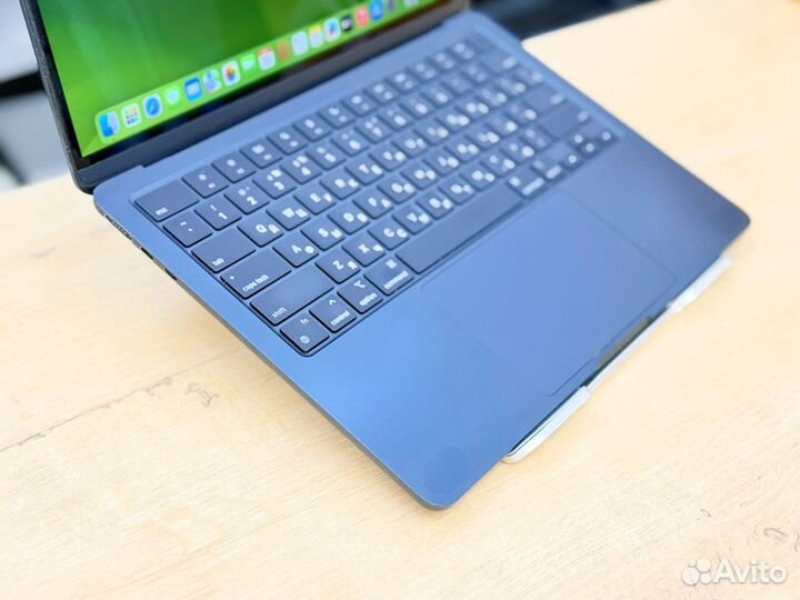 Apple MacBook Air 13 M2 8 RAM/ 512 SSD