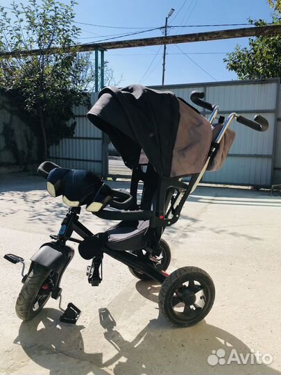 Велосипед 2/1 lamborghini с ручкой