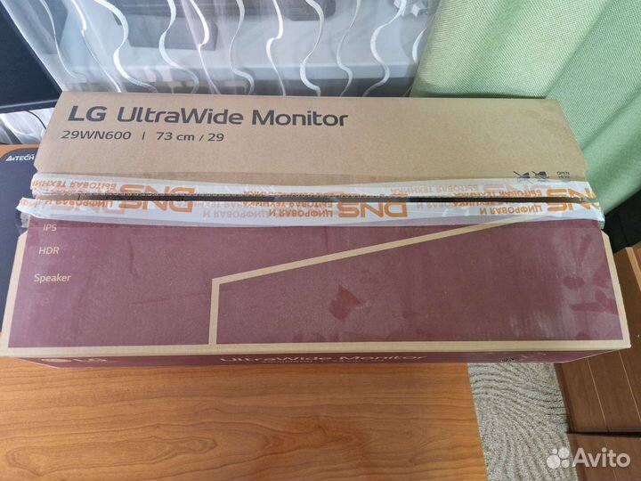 Мониторы LG 29WN600-W, ViewSonic VA2456-MHD 23.8