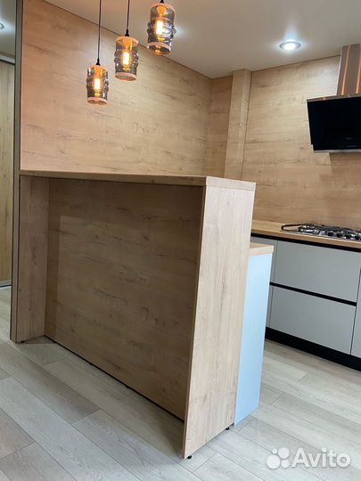 Кухня на заказ под потолок