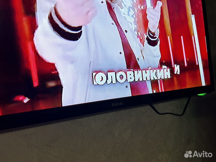Телевизор SMART tv 32 bbk