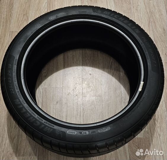 Michelin Pilot Sport 5 245/35 R18 98Y