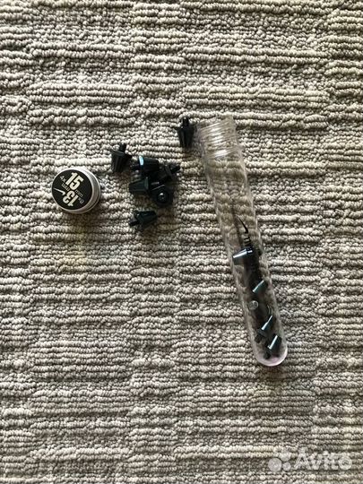 Железные шипы для бутс