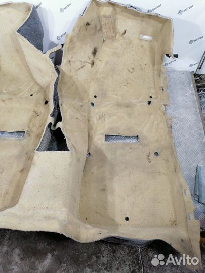 Ковер пола Toyota Crown GRS183