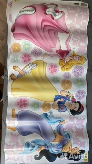 Наклейки на стену в детскую комнату