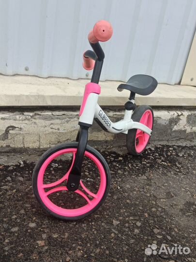 Беговел globber