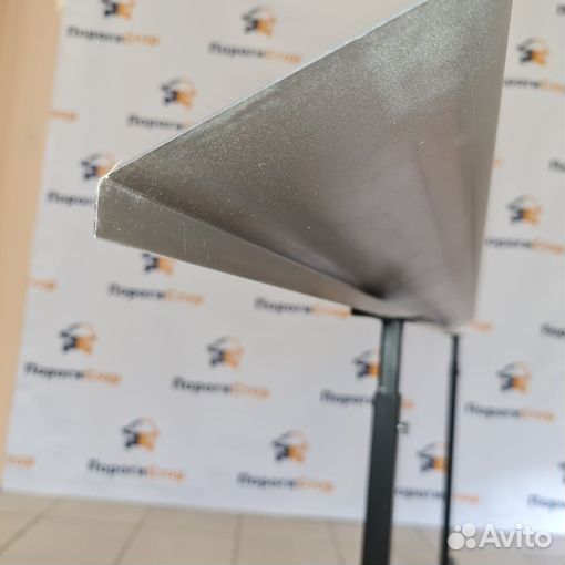 Кузовной порог правый Citroen Xsara Picasso