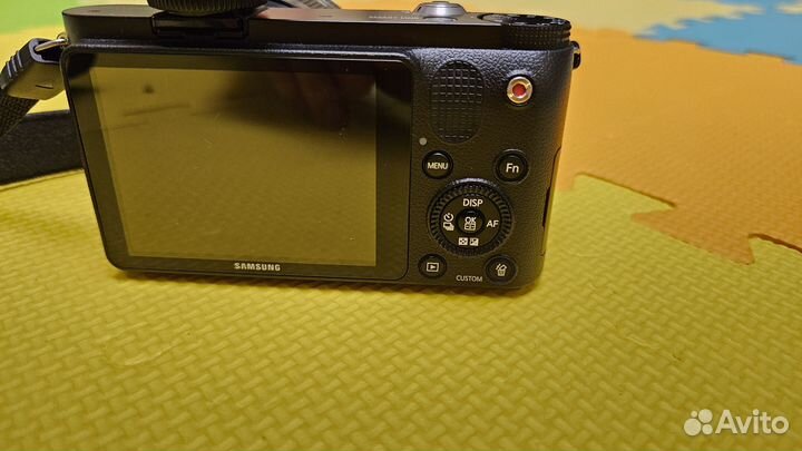 Фотоаппарат Samsung NX1000