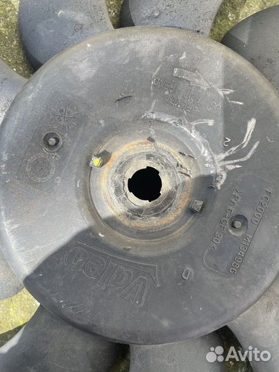 Крыльчатка вентилятора охлаждения audi Q3