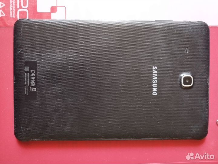 Планшет Sumsung Galaxy Tab E