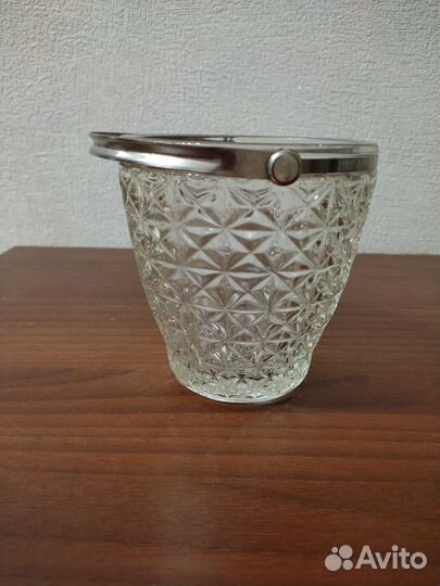 Ваза с ободком и ручкой, стекло СССР