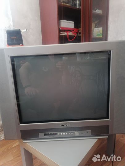Телевизор hitachi бу