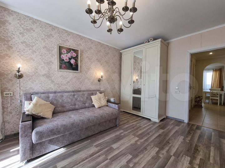 2-к. квартира, 61 м², 10/19 эт.