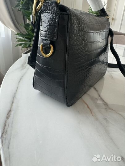 Сумка guess новая