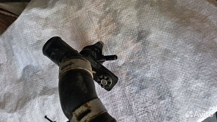 Горловина радиатора Suzuki Grand Vitara 2005-2015г