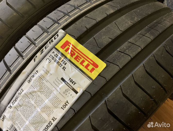 Pirelli P Zero PZ4 275/35 R22 и 315/30 R22