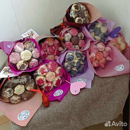 Шоколадные букеты.Всё в наличии