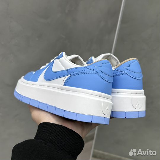 Кроссовки Nike Air Jordan 1 Elevate University Blu