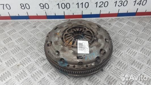 Маховик демпферный дизельный skoda octavia A5 (DAD