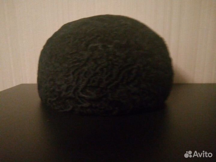 Шапка женская каракулевая