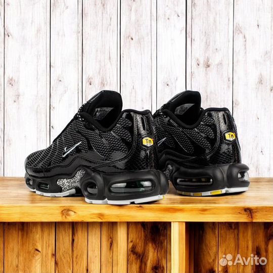 Кроссовки мужские Nike Air Max Plus Tn