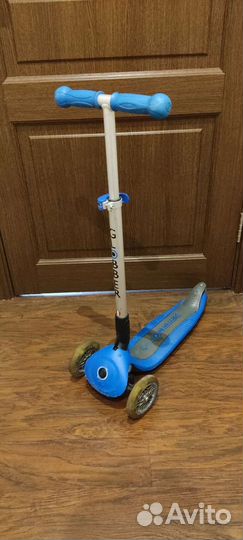 Самокат трехколесный globber