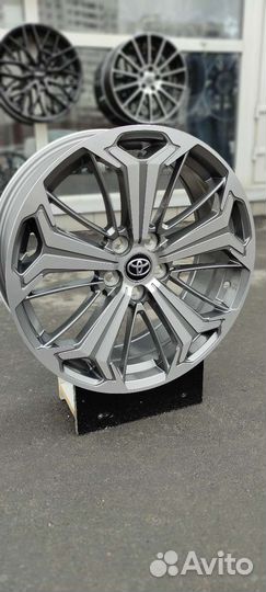 Диски Toyota Venza R19