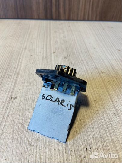 Резистор отопителя Hyundai Solaris
