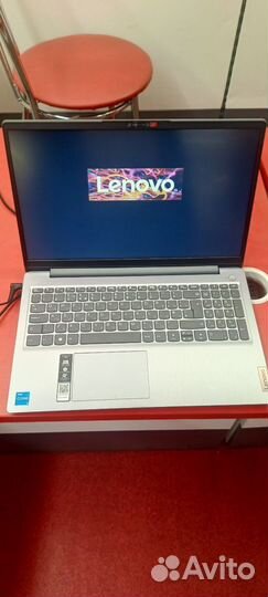 Ноутбук Lenovo новый