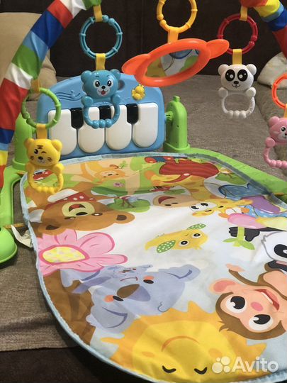 Развивающий коврик с пианино