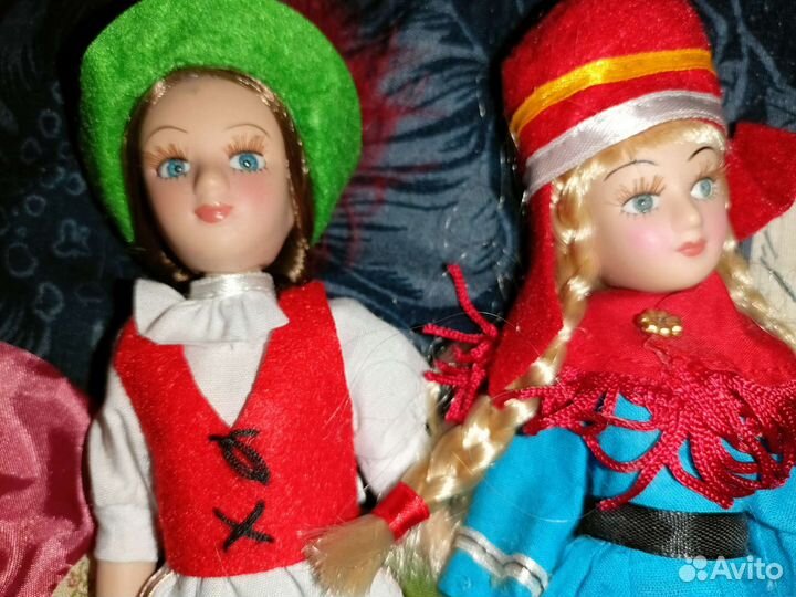 Кукла фарфоровая коллекционная