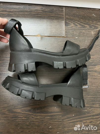 Босоножки женские натуральная кожа