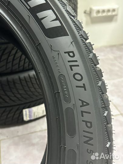 Michelin Pilot Alpin 5 SUV 275/40 R22 108V