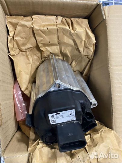 Электродвигатель усилителя привода рулевого управл