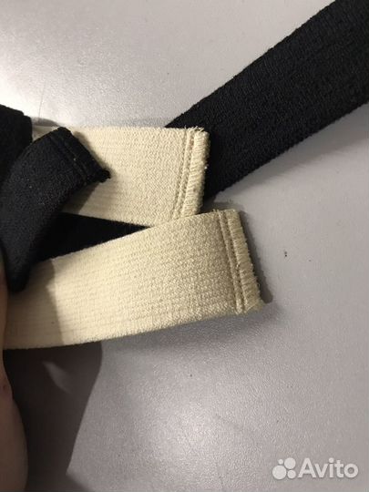 Резинка на вратарский шлем