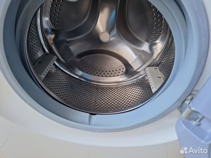 Стиральная машина Hotpoint-Ariston 6кг с гарантией