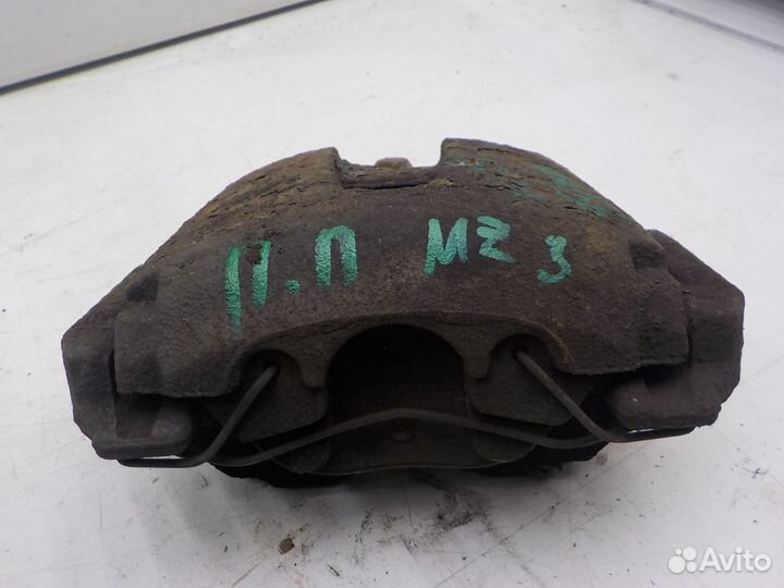 Суппорт тормозной передний правый Mazda 3 BK 2002