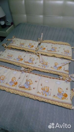 Бортики на кровать, круг для плавания на шею