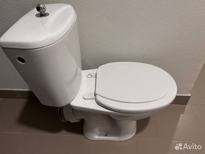 Унитаз с бачком бу